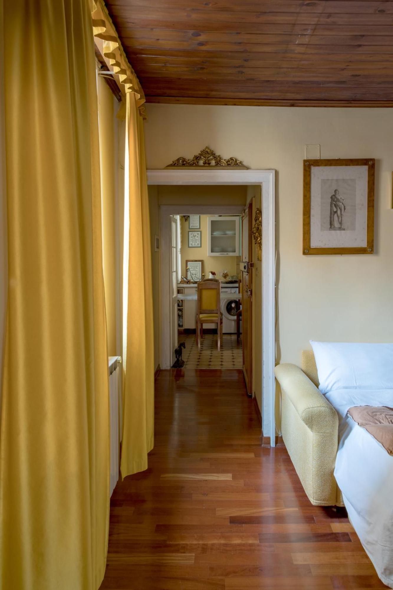 Lorenzo'S Home Венеція Екстер'єр фото